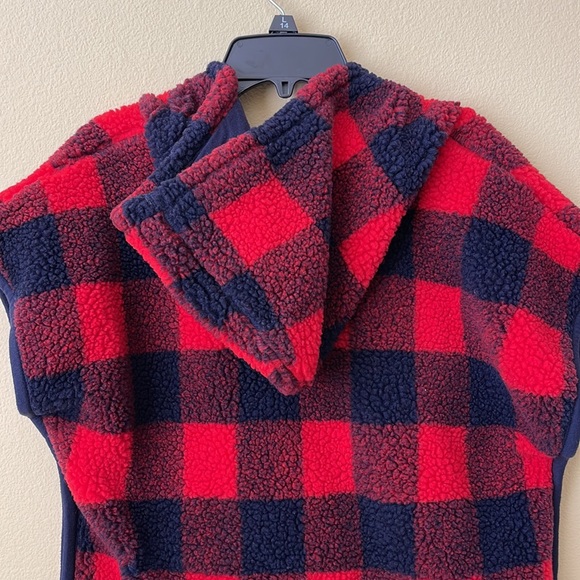 Cat & Jack Plaid Fleece Hooded Poncho - Picture 7 of 7